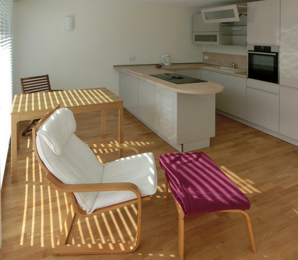 Modernes, Sonniges Appartement Im Herzen Von Duesseldorf ภายนอก รูปภาพ